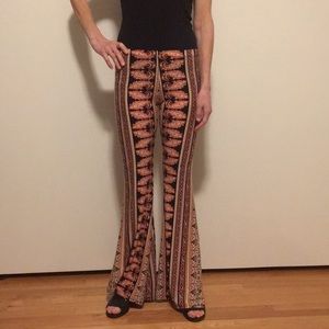 Women’s 70’s vibe flare pants